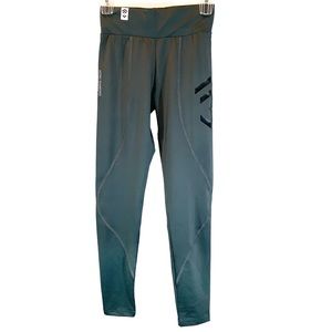 Aztec Diamond Equestrian XS gray stretch leggings